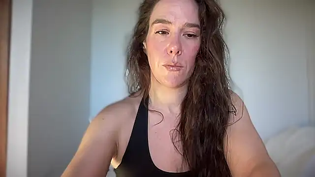 MilkyHoneyLullabies online show from September 11, 2025, 12:16 pm