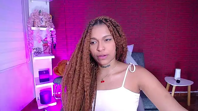 Snapshot of samantha_simur chatting on February 13, 2025, 4:11 am samantha simur online show from February 13, 2025, 4:11 am