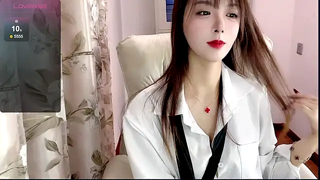 Snapshot of NINIbaby-99 chatting on January 19, 2025, 9:33 am NINIbaby-99 online show from January 19, 2025, 9:33 am