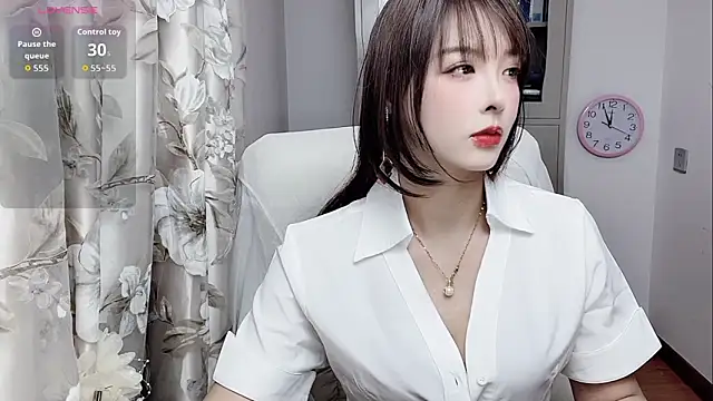 Snapshot of NINIbaby-99 chatting on November 13, 2025, 3:55 pm NINIbaby-99 online show from November 13, 2025, 3:55 pm