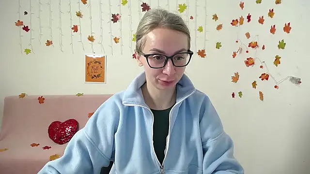 VasilisaSii online show from November 15, 2025, 6:11 am