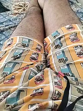 Snapshot of luckylads0037 chatting on July 25, 2026, 11:08 am luckylads0037 online show from July 25, 2026, 11:08 am