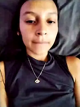 Snapshot of emma_ambar chatting on January 10, 2025, 1:32 am emma ambar online show from January 10, 2025, 1:32 am