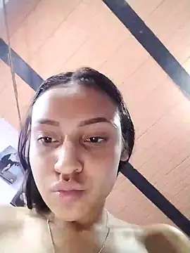 Snapshot of emma_ambar chatting on February 25, 2025, 12:36 am emma ambar online show from February 25, 2025, 12:36 am