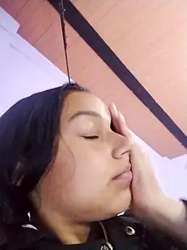 Snapshot of emma_ambar chatting on March 20, 2025, 1:35 am emma ambar online show from March 20, 2025, 1:35 am