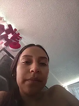 Snapshot of emma_ambar chatting on November 26, 2025, 7:04 pm emma ambar online show from November 26, 2025, 7:04 pm