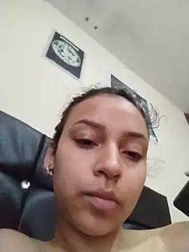 Snapshot of emma_ambar chatting on November 27, 2025, 5:59 pm emma ambar online show from November 27, 2025, 5:59 pm