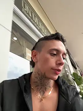 Snapshot of _PhillipBrown chatting on January 25, 2025, 12:16 pm PhillipBrown online show from January 25, 2025, 12:16 pm