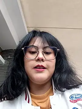 Snapshot of lara_moon25 chatting on November 18, 2025, 8:57 pm lara moon25 online show from November 18, 2025, 8:57 pm