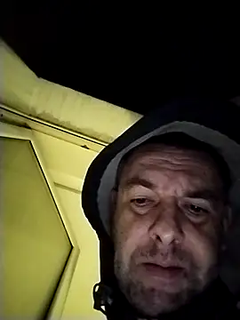 Andrzej-M online show from November 12, 2025, 11:58 pm