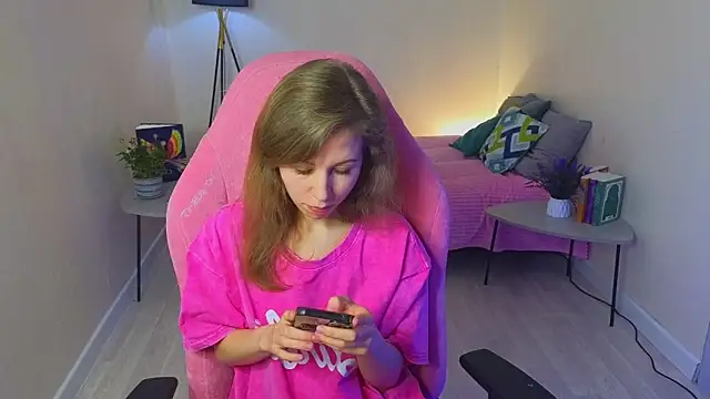 Lill Mary online show from January 14, 2025, 2:19 am