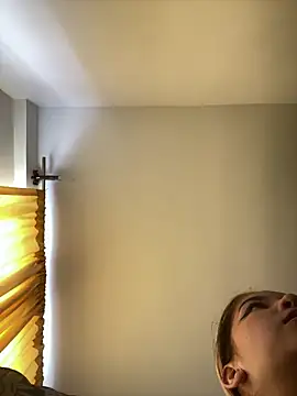 baby lizy online show from November 9, 2025, 6:06 pm