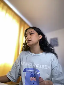 baby lizy online show from February 1, 2026, 6:39 pm