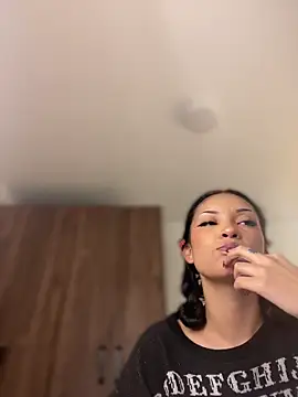 Snapshot of baby_lizy chatting on May 2, 2026, 8:36 pm baby lizy online show from May 2, 2026, 8:36 pm