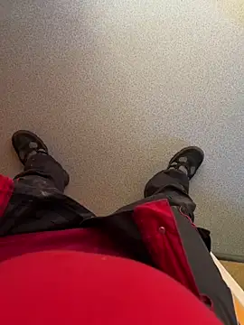 lescoquin2215 online show from February 25, 2026, 8:46 am