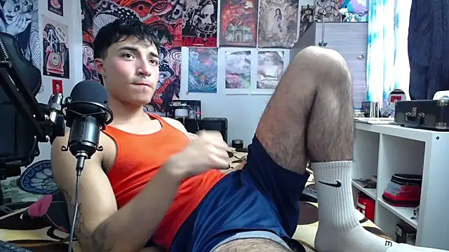 Snapshot of dylan_fun18 chatting on April 9, 2026, 8:14 pm dylan fun18 online show from April 9, 2026, 8:14 pm