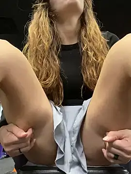 psilybaby online show from March 9, 2025, 5:00 am