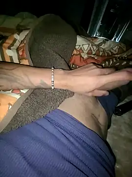 LargeDominoes online show from March 3, 2026, 6:41 am