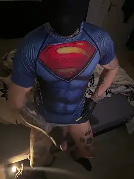 Snapshot of LuggiJack chatting on December 26, 2024, 12:05 pm LuggiJack online show from December 26, 2024, 12:05 pm