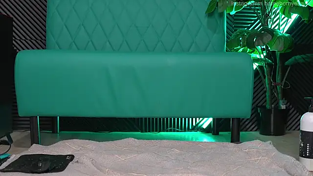 Snapshot of home_horny_eva chatting on February 11, 2025, 10:37 am home horny eva online show from February 11, 2025, 10:37 am