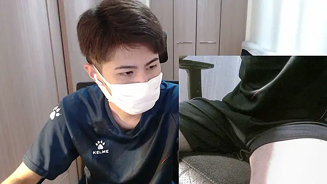 Snapshot of ryota_kkk chatting on July 16, 2026, 1:06 pm ryota kkk online show from July 16, 2026, 1:06 pm