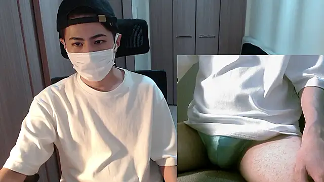 Snapshot of ryota_kkk chatting on July 19, 2026, 1:15 pm ryota kkk online show from July 19, 2026, 1:15 pm