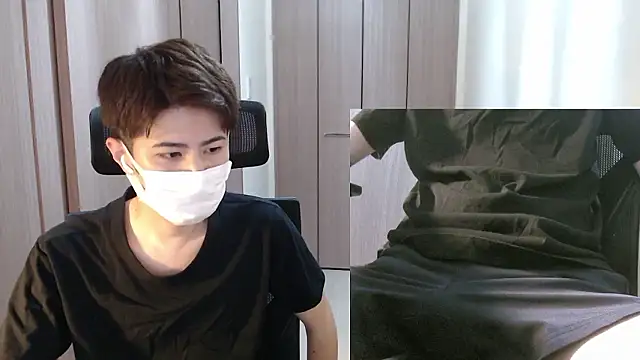 Snapshot of ryota_kkk chatting on July 23, 2026, 12:03 pm ryota kkk online show from July 23, 2026, 12:03 pm