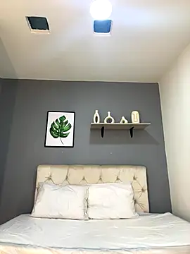 Snapshot of Soe_Lara chatting on November 17, 2025, 11:27 am Soe Lara online show from November 17, 2025, 11:27 am