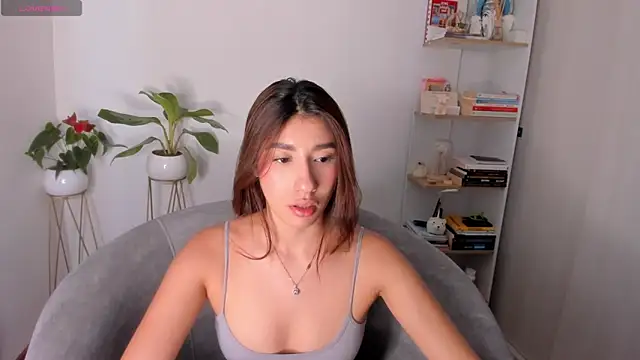 danna davis18 online show from December 1, 2024, 7:14 pm