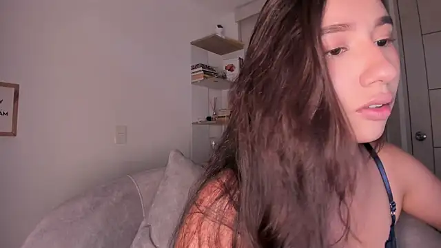 Snapshot of danna_davis18 chatting on July 4, 2026, 4:46 pm danna davis18 online show from July 4, 2026, 4:46 pm