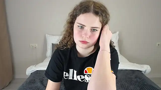 Snapshot of AlenaDast chatting on February 11, 2025, 2:57 pm AlenaDast online show from February 11, 2025, 2:57 pm