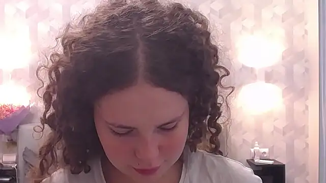 Snapshot of AlenaDast chatting on September 10, 2025, 1:00 pm AlenaDast online show from September 10, 2025, 1:00 pm