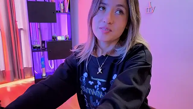 Snapshot of sexfire_lalita chatting on April 6, 2026, 4:52 pm sexfire lalita online show from April 6, 2026, 4:52 pm