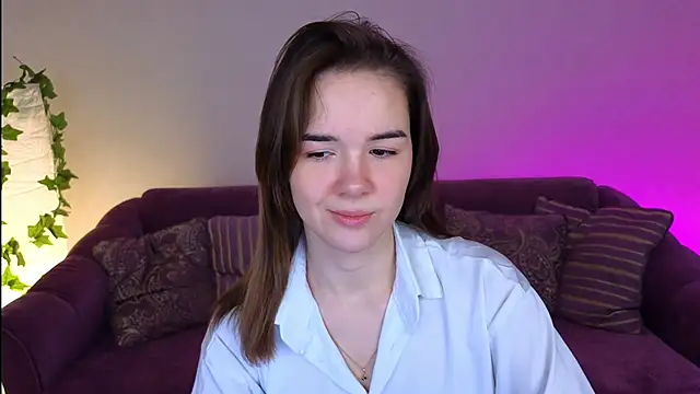 LindaRobertz online show from January 24, 2025, 6:03 am