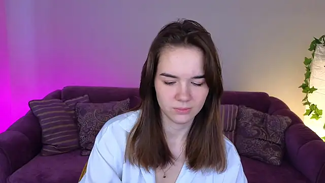 LindaRobertz online show from January 24, 2025, 9:06 am