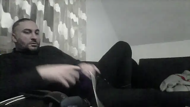 NewyorkDimi online show from February 19, 2025, 2:44 am