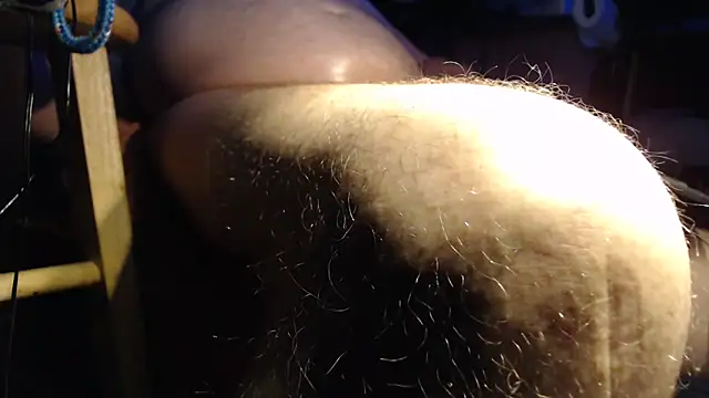 DREAMZ420 online show from November 19, 2025, 4:07 pm