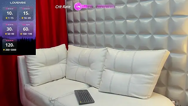 valentinasu1 online show from December 28, 2024, 1:28 pm