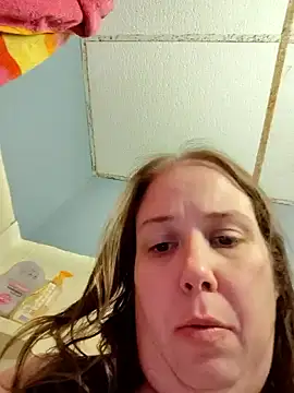 Snapshot of 023Longandjuicy chatting on January 11, 2026, 4:28 am 023Longandjuicy online show from January 11, 2026, 4:28 am