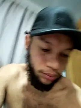 Snapshot of Zombra_42 chatting on January 9, 2025, 4:19 am Zombra 42 online show from January 9, 2025, 4:19 am