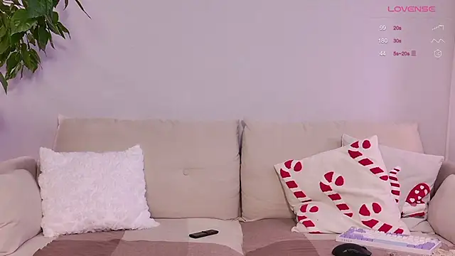 duomooncouple online show from January 11, 2026, 8:19 am