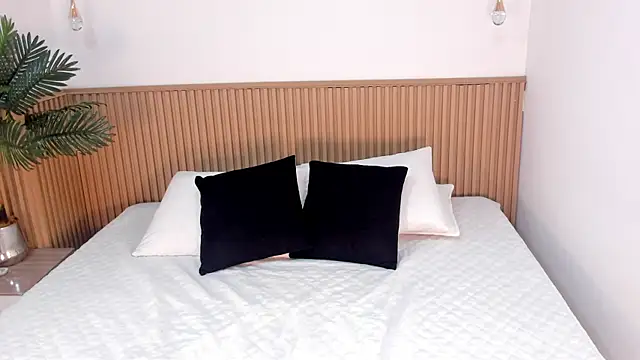 Jasmin evano29 online show from April 30, 2026, 5:41 pm