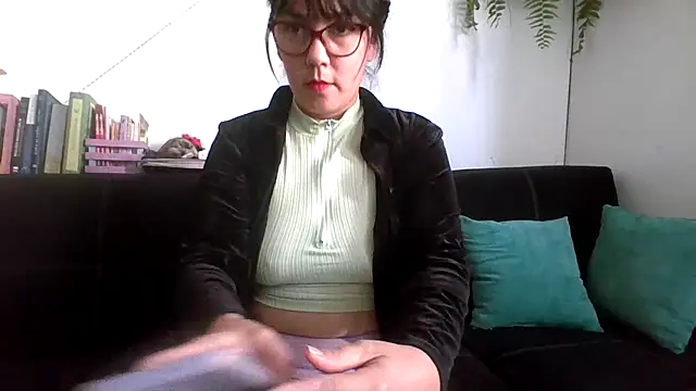 Snapshot of Tiramisu89 chatting on February 3, 2026, 9:53 pm Tiramisu89 online show from February 3, 2026, 9:53 pm