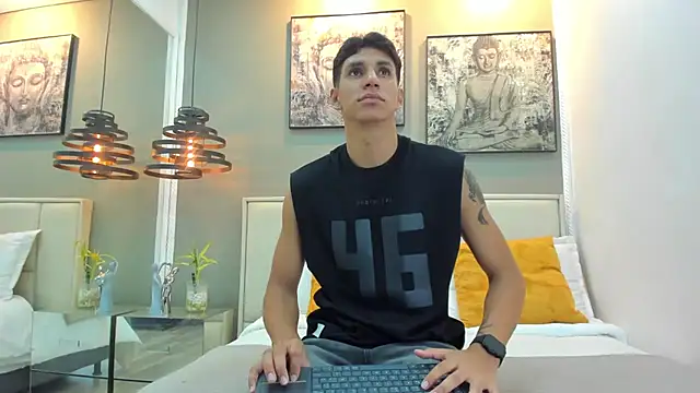 kieran derek online show from November 25, 2025, 12:32 am