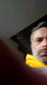 Gianlucazeis online show from December 15, 2025, 2:43 pm