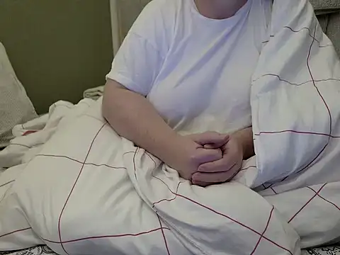 MarthaBriest online show from November 8, 2025, 3:29 am