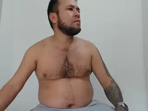 Snapshot of very2_sexy chatting on February 15, 2025, 4:12 pm very2 sexy online show from February 15, 2025, 4:12 pm