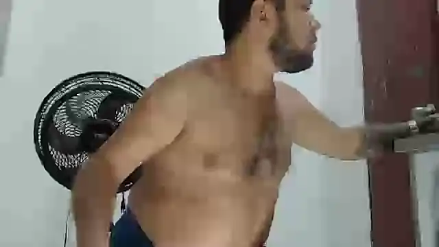 Snapshot of very2_sexy chatting on February 15, 2025, 10:52 pm very2 sexy online show from February 15, 2025, 10:52 pm