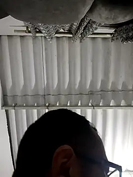 Snapshot of very2_sexy chatting on September 9, 2025, 3:17 am very2 sexy online show from September 9, 2025, 3:17 am