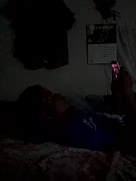 Snapshot of Johnras121 chatting on January 13, 2026, 11:43 pm Johnras121 online show from January 13, 2026, 11:43 pm